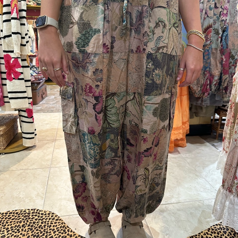 Wide Leg Floral Patchwork Pants in Multicolor - Picture 10 of 11